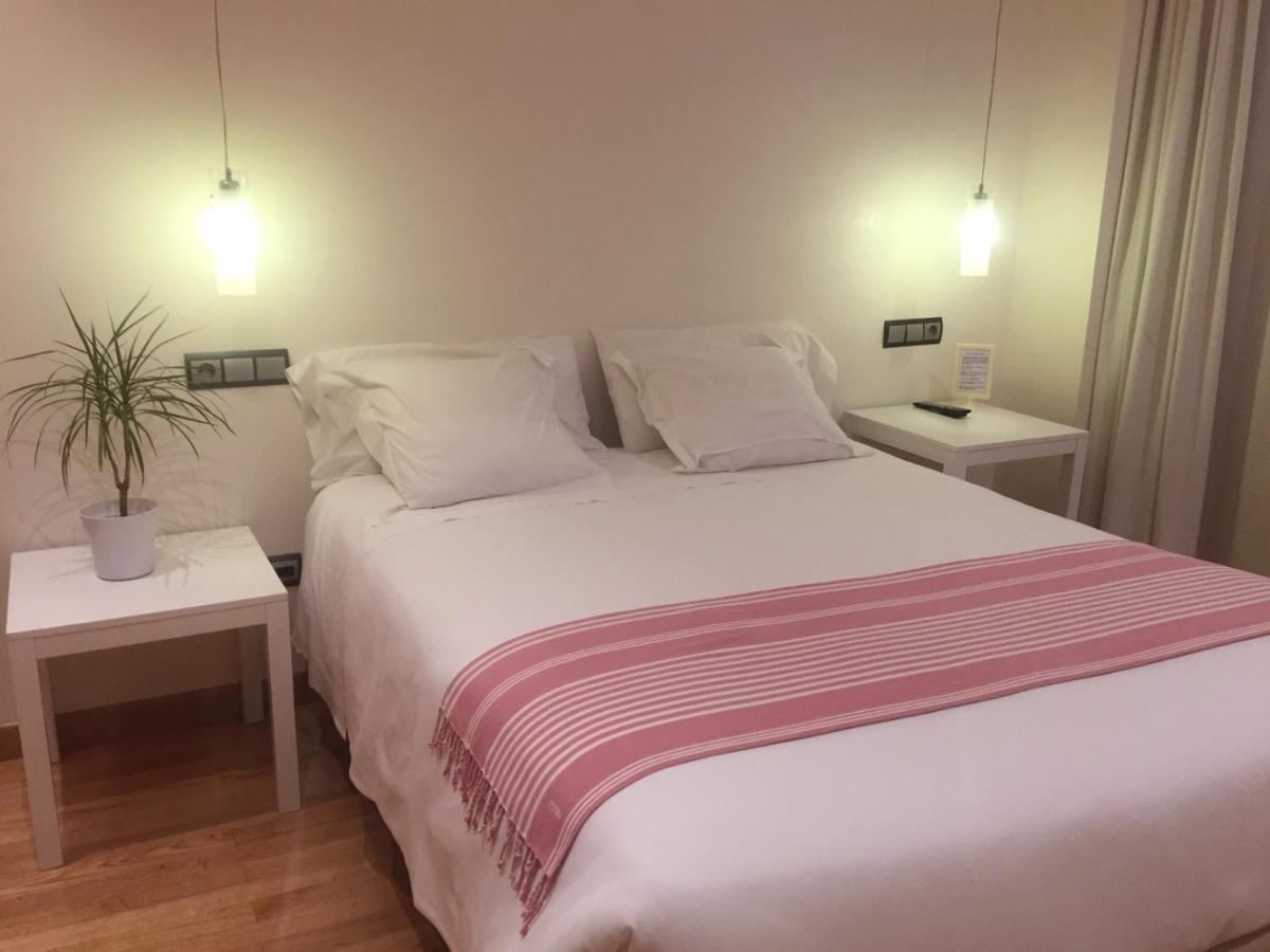 Hotel Nochendi Onís Kültér fotó