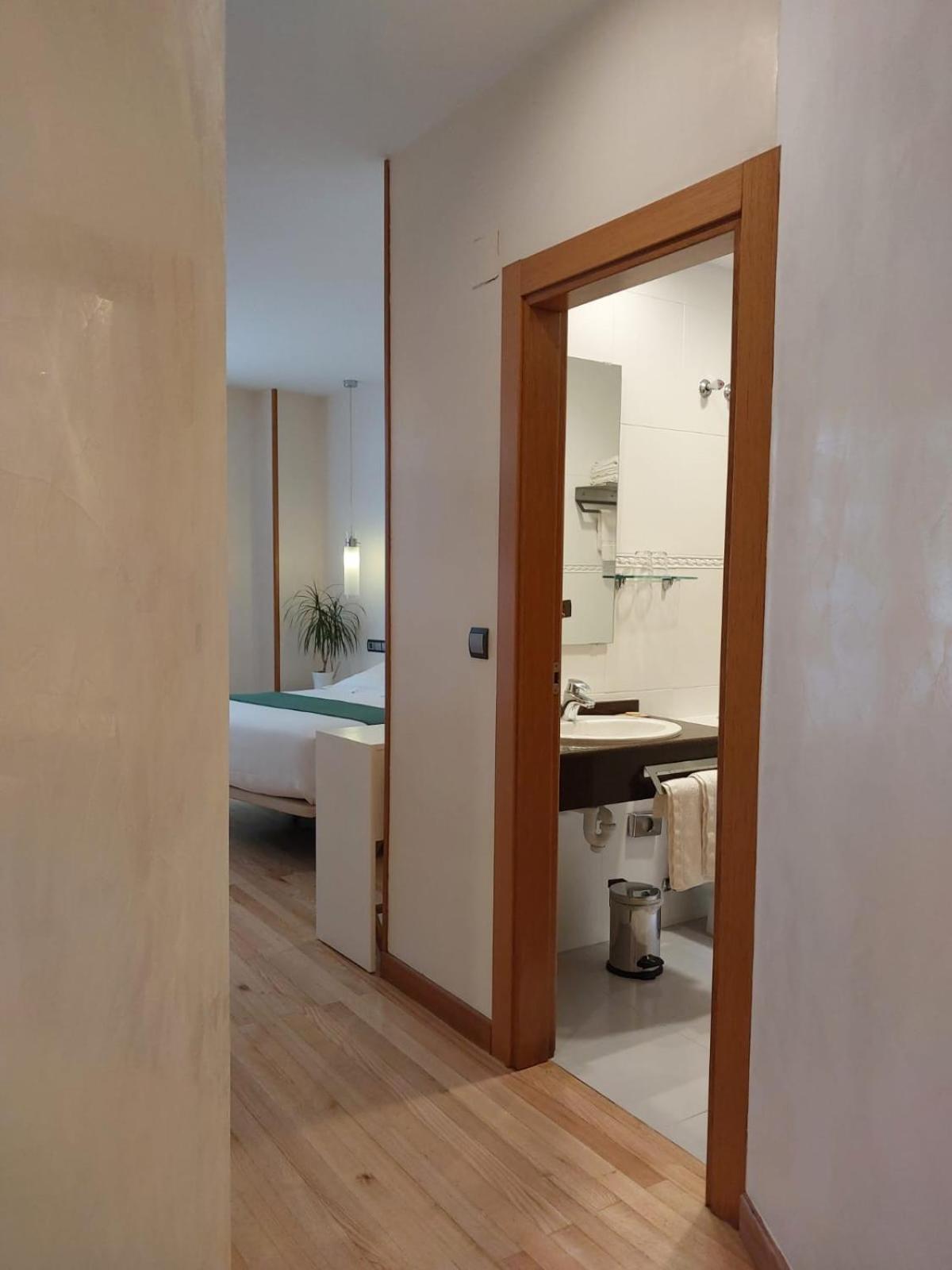 Hotel Nochendi Onís Kültér fotó