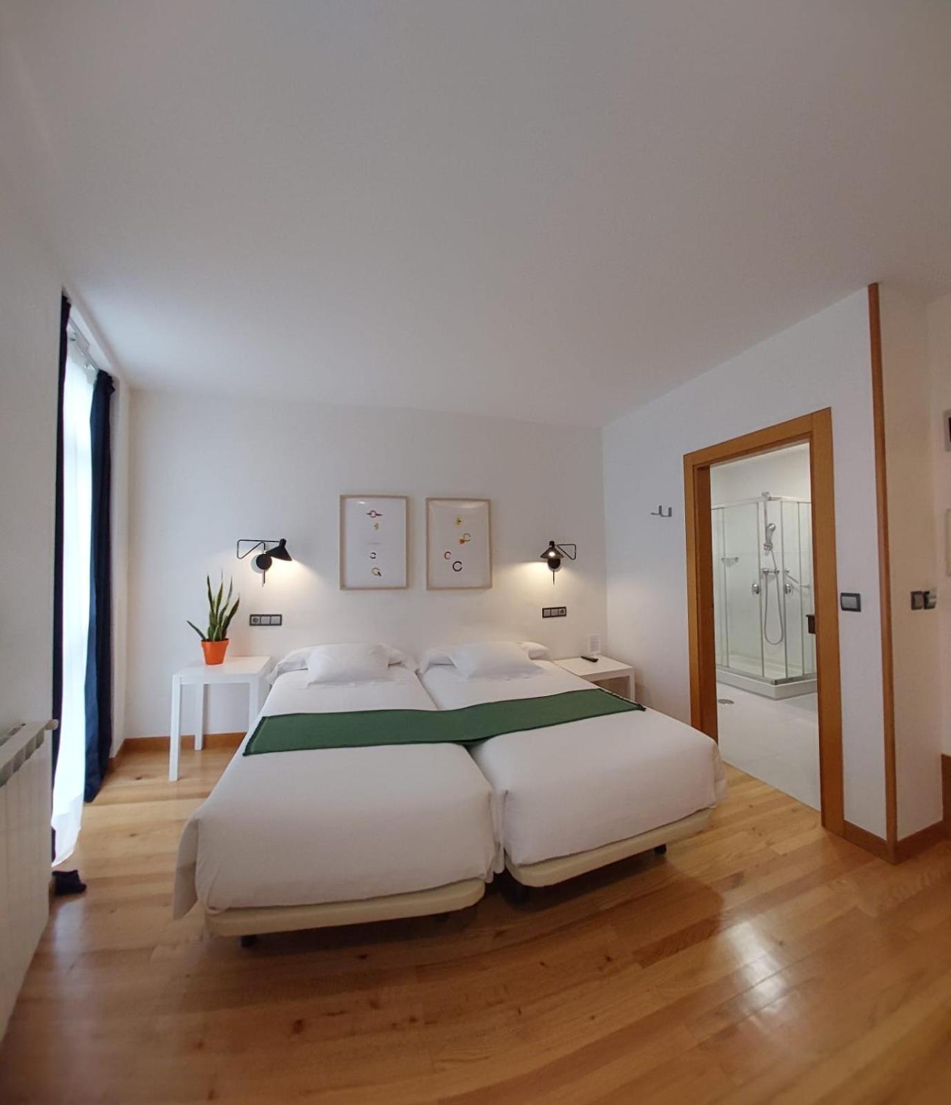 Hotel Nochendi Onís Kültér fotó