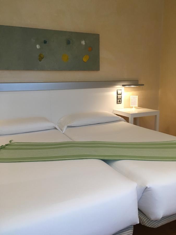 Hotel Nochendi Onís Kültér fotó